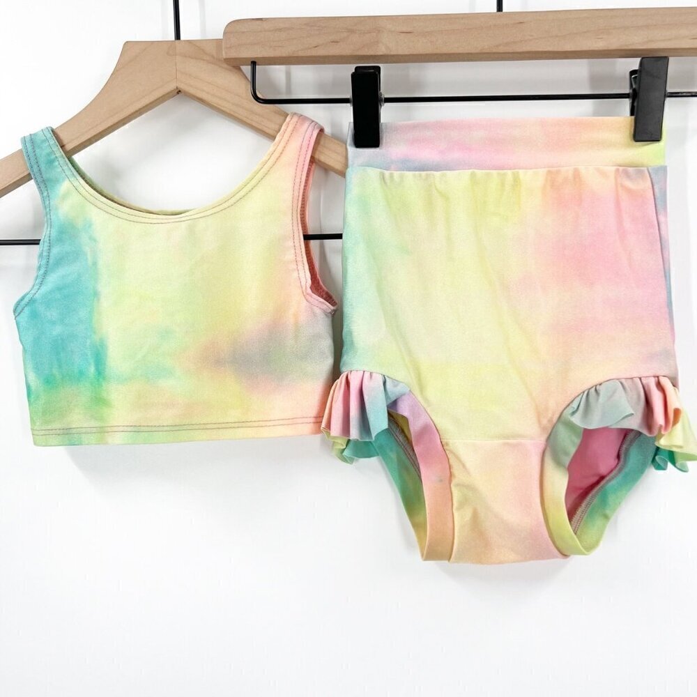 Wild Rich Kids Swim